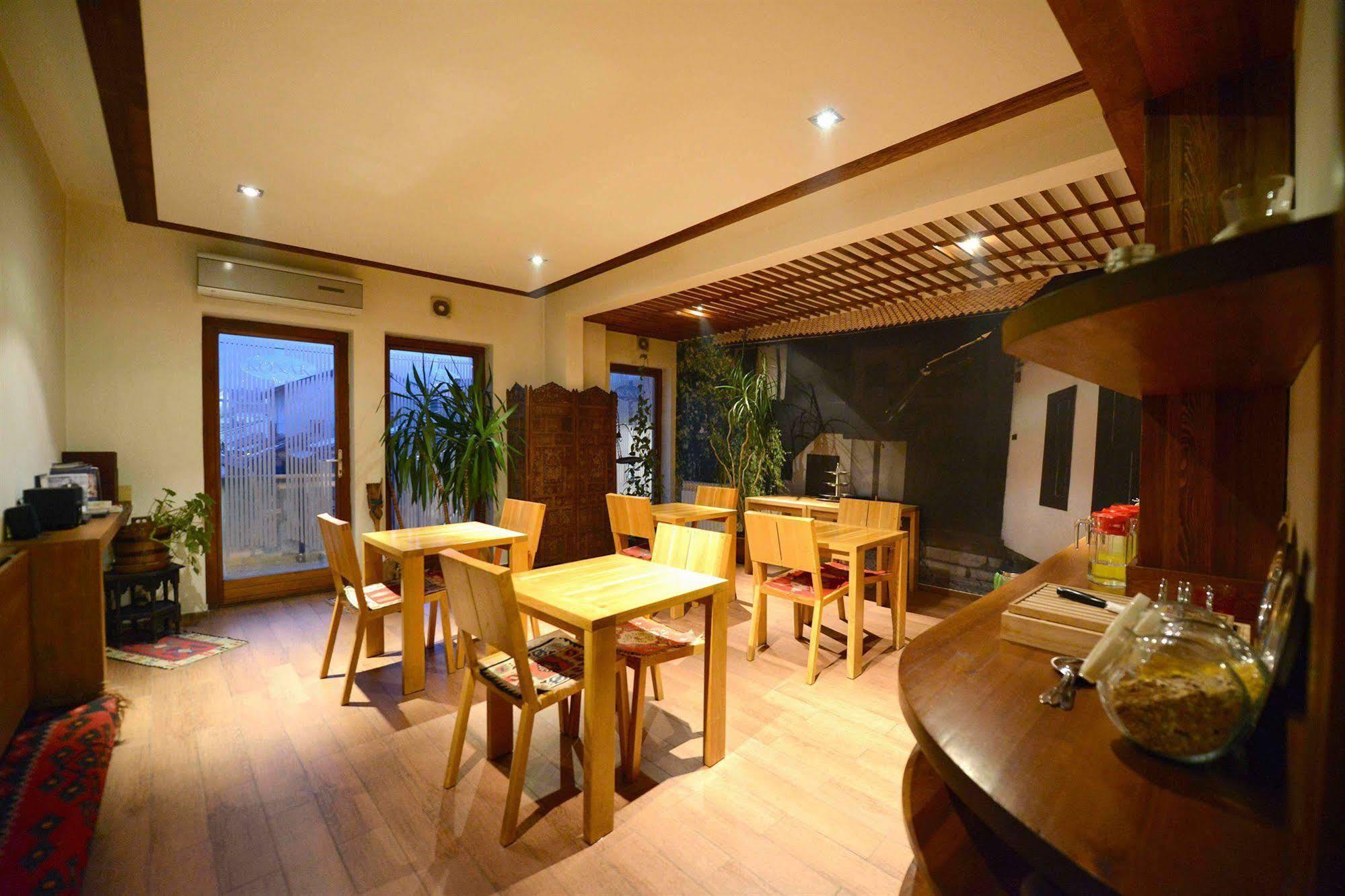 Garni Hotel Konak Sarajevo Luaran gambar